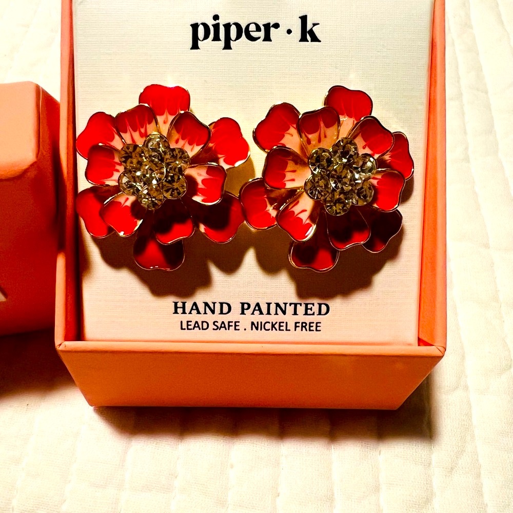 NWT ❤️ Piper K ❤️ Red Floral 🌹 Earrings *** Gift Ready!